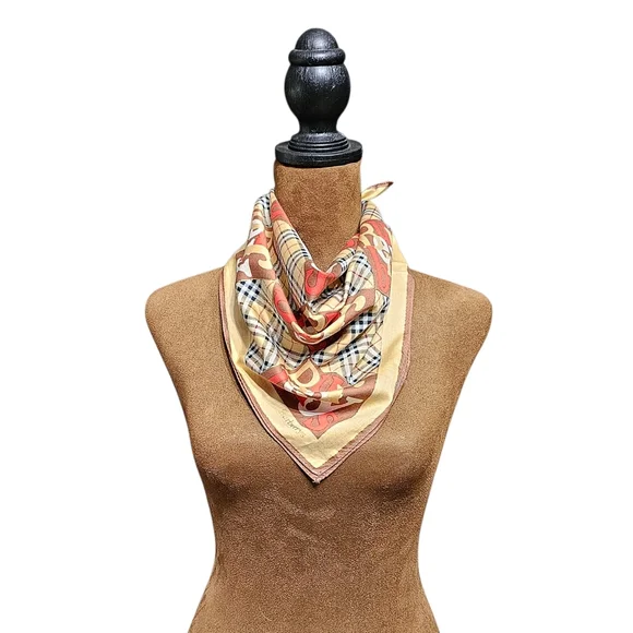 BURBERRY SCARF - Picture 11 of 12